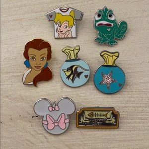 set of 7 disney pins